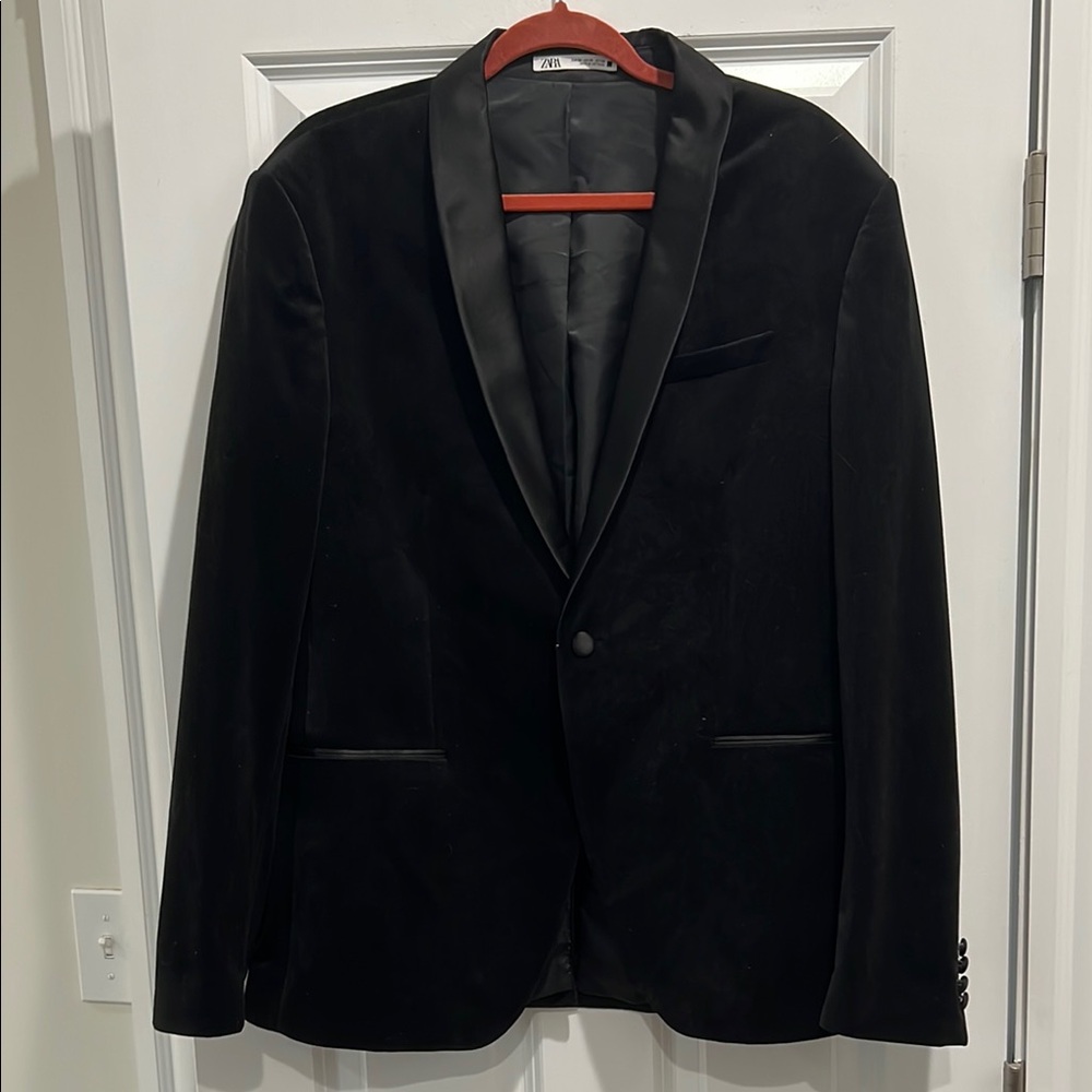 Zara Black Velvet Tuxedo Jacket with Satin Lapels